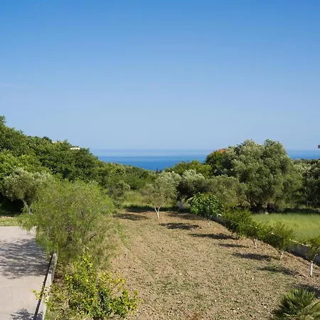 Aparthotel Vilatoria *