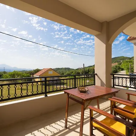 Aparthotel Vilatoria *
